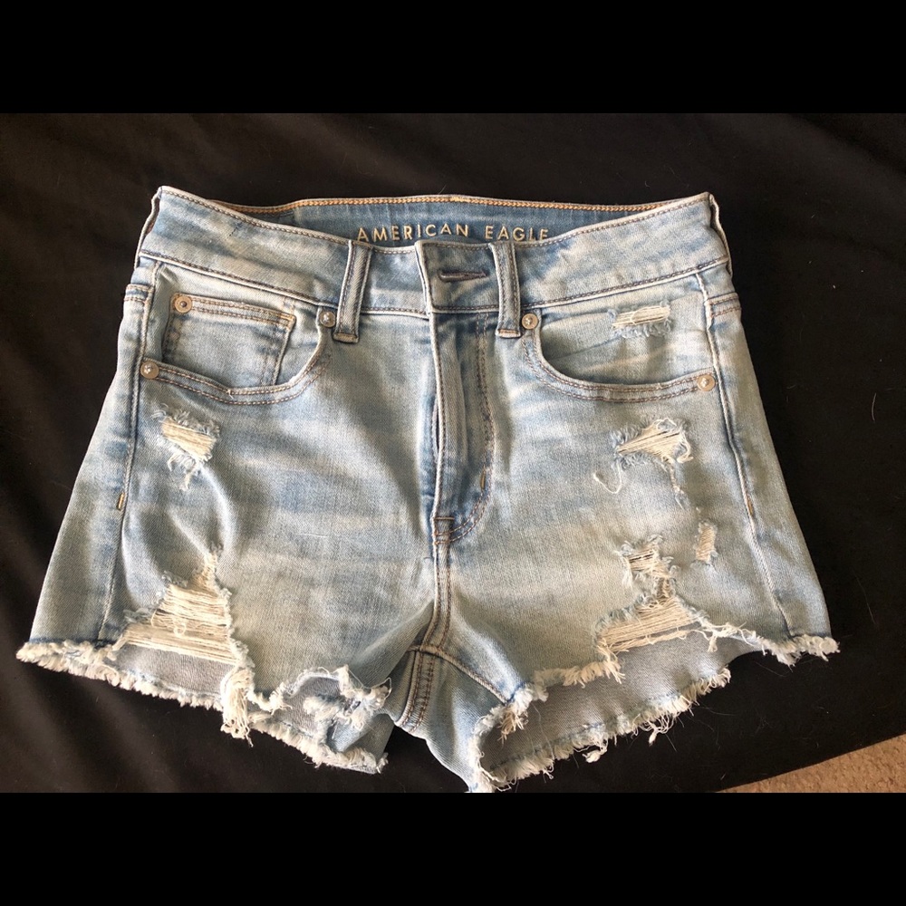 American eagle Distressed jean shorts